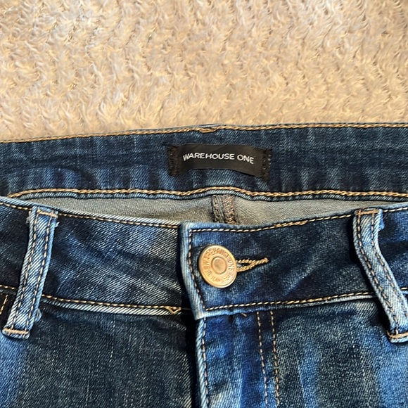 Warehouse One Women's Destroyed Cuffed Girlfriend Jeans, Size 29. - Picture 2 of 4